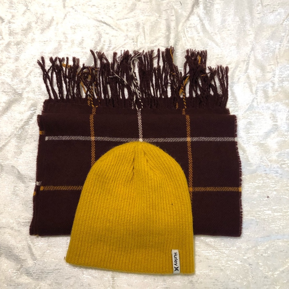 Harry Potter inspired scarf and hat